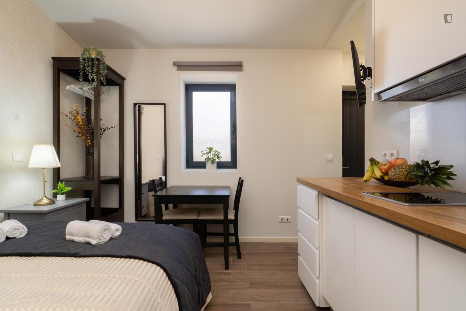 Smart studio in proximity to Jardins do Palácio de Cristal photo 1