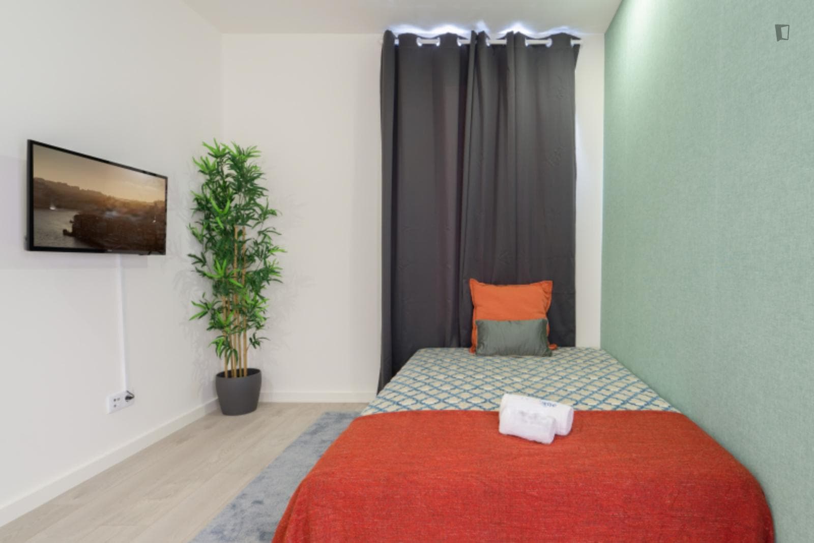 Property photo thumbnail