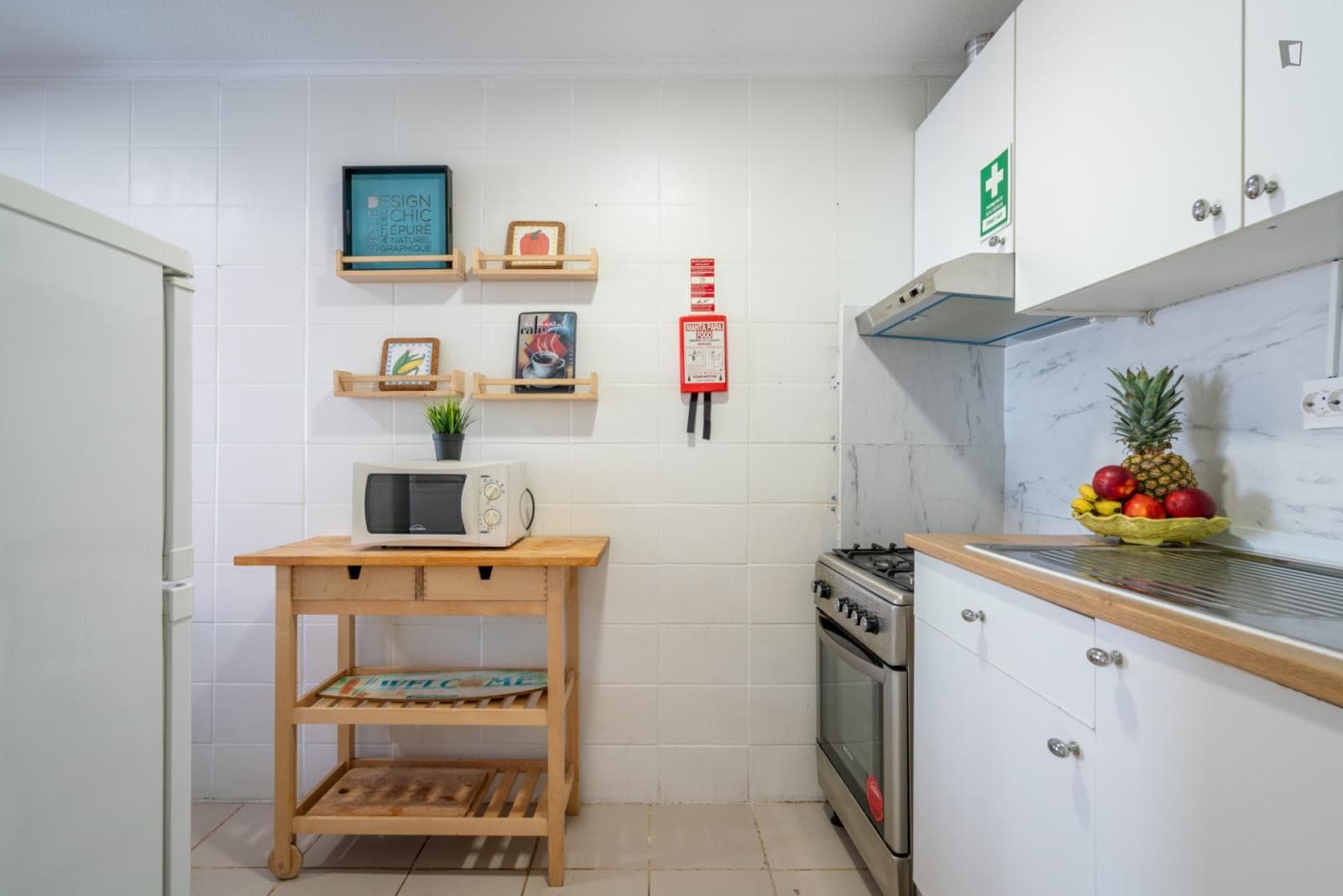 Large 3-bedroom apartment with terrace next to Trindade metro station photo 1