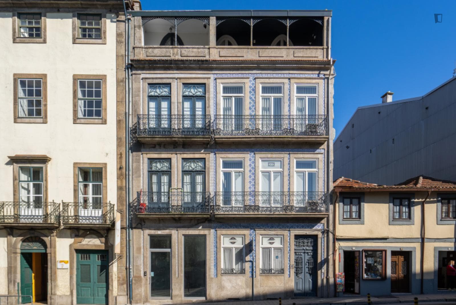 Property photo thumbnail