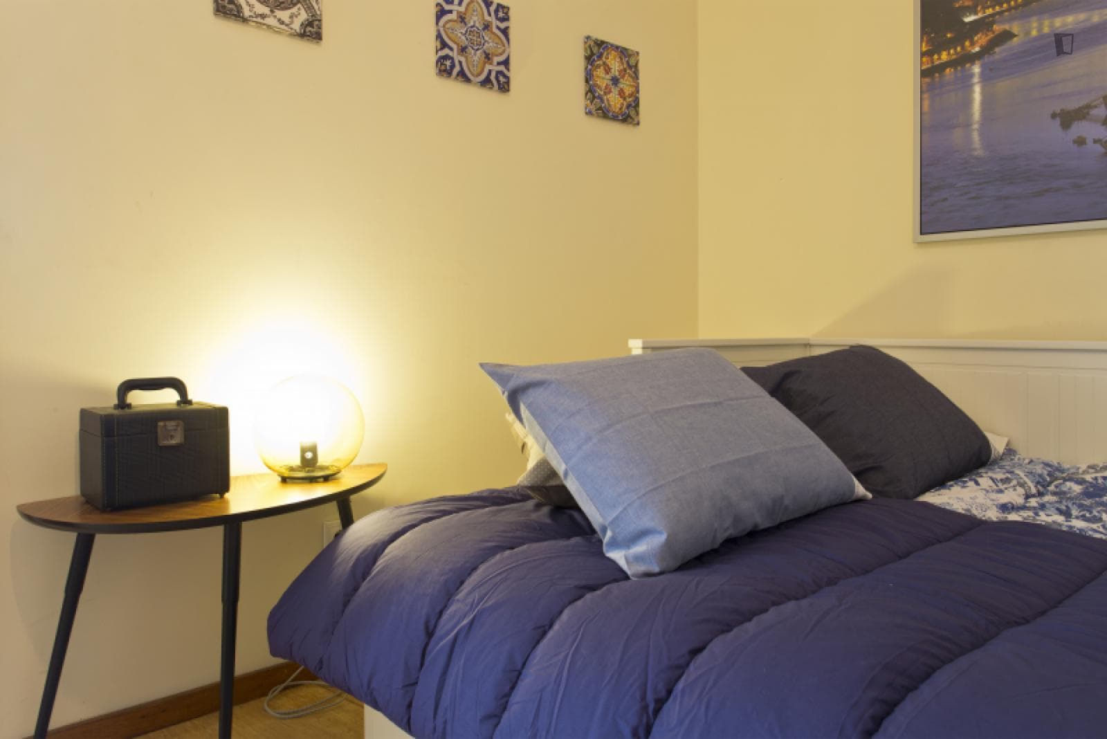 Tasteful 1-bedroom apartment close to Lapa metro station photo 1