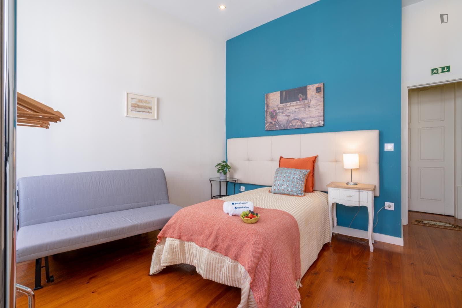 Sunny single bedroom not far from Campanha train station photo 1