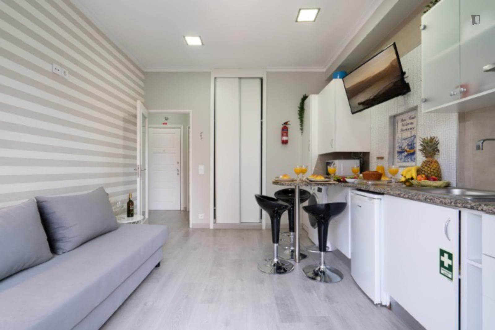 Property photo thumbnail