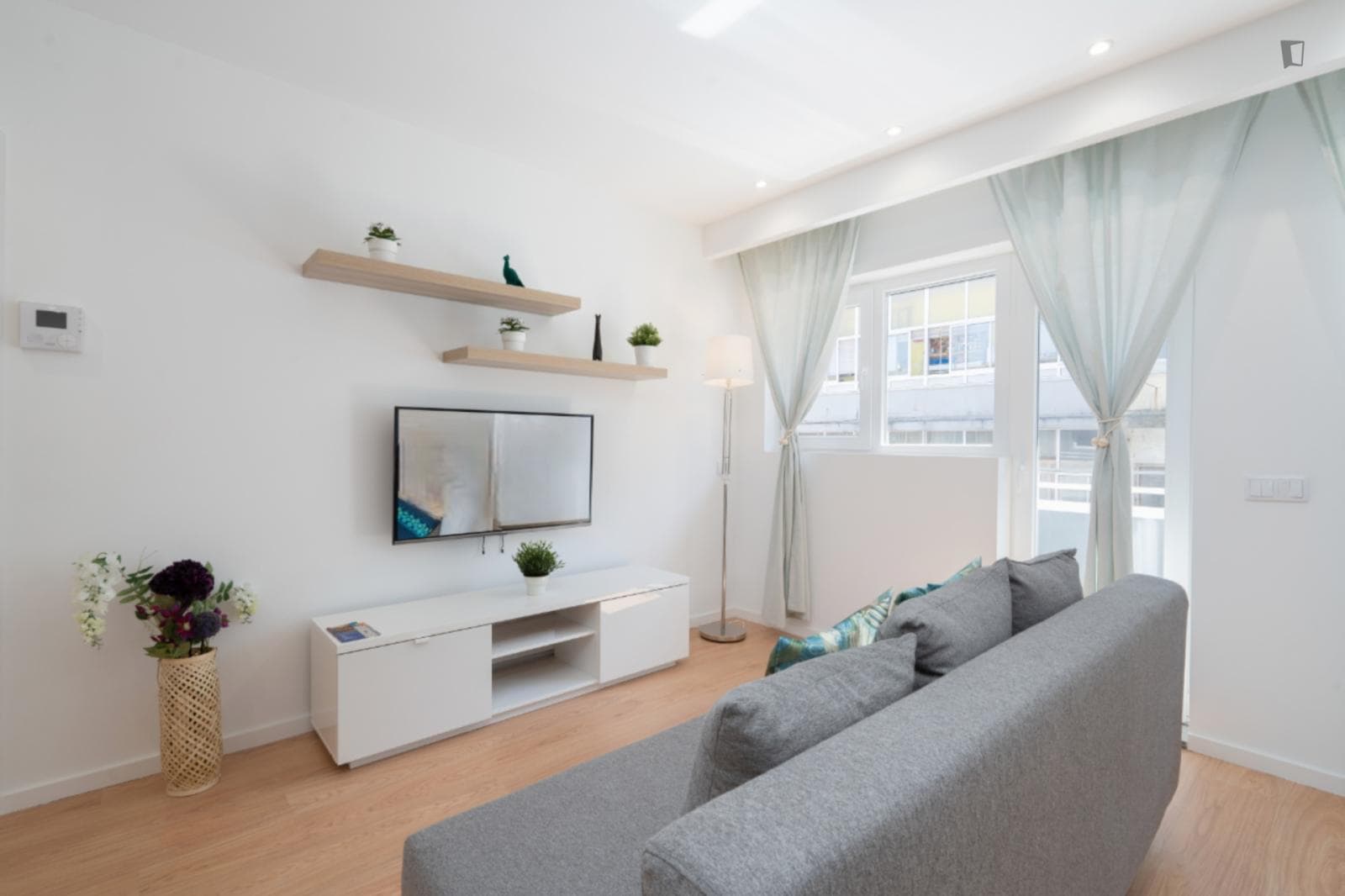 Property photo thumbnail