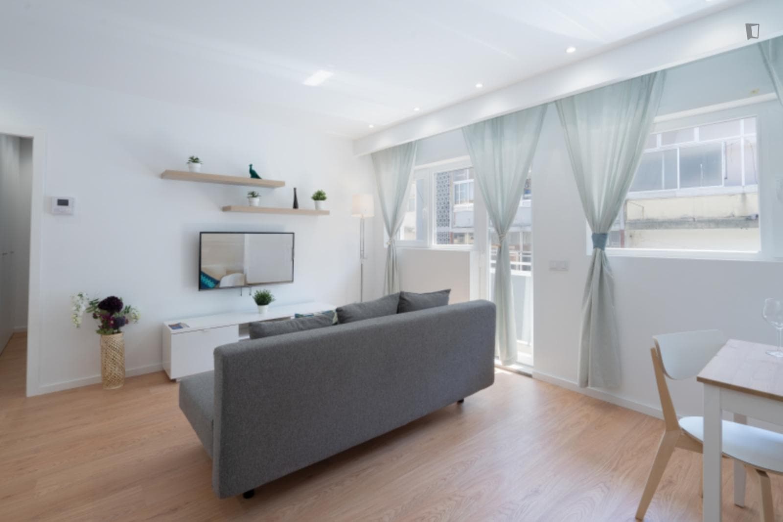 Property photo thumbnail