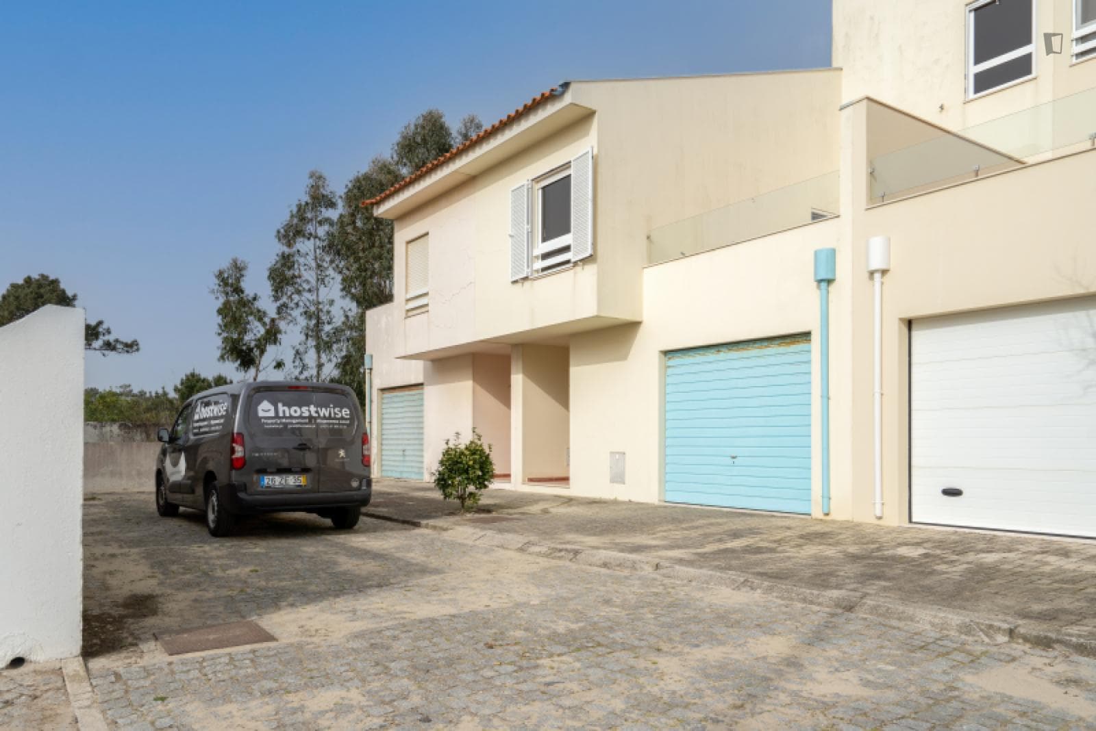 Property photo thumbnail