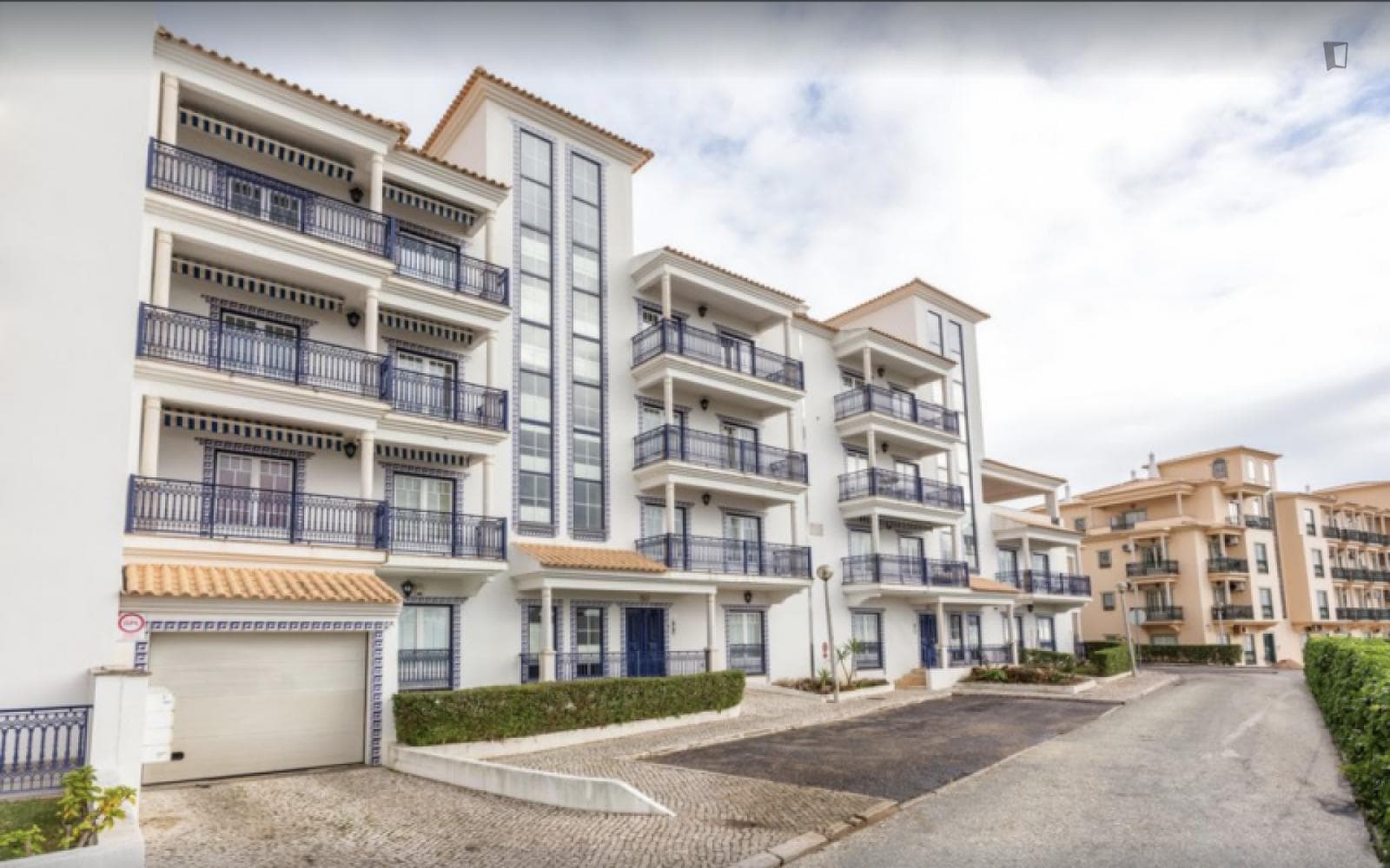 Property photo thumbnail