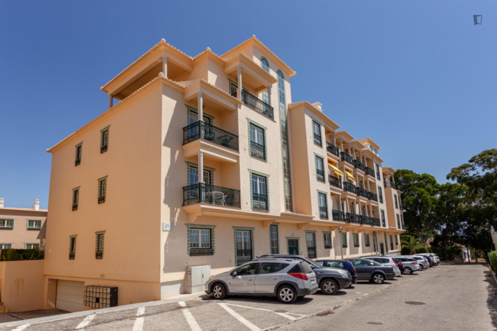 Property photo thumbnail