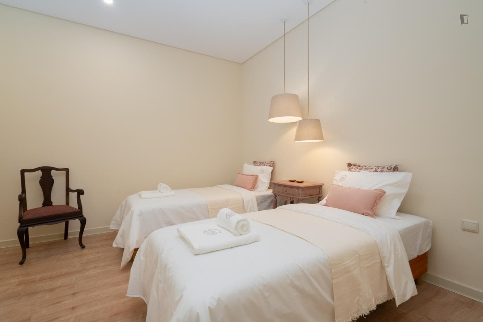 Elegant 2-bedroom apartment in Vila Nova de Gaia photo 1