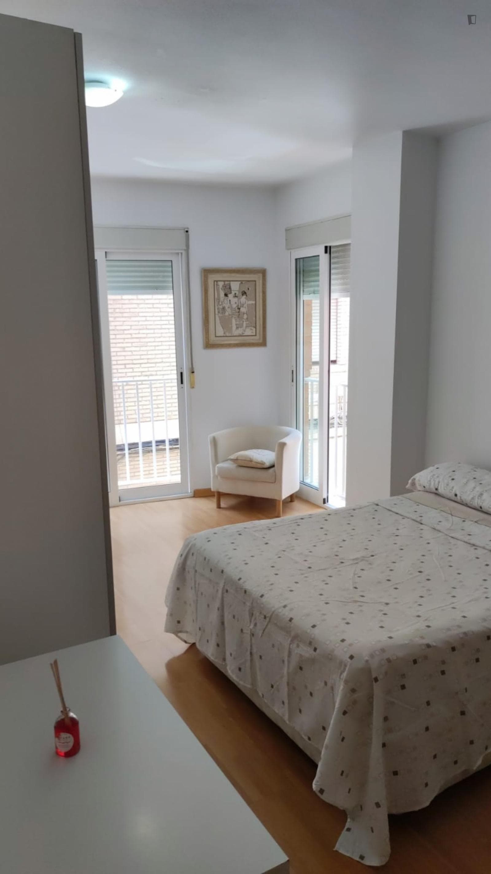 Bright double bedroom near the Merced campus of Universidad de Murcia photo 1
