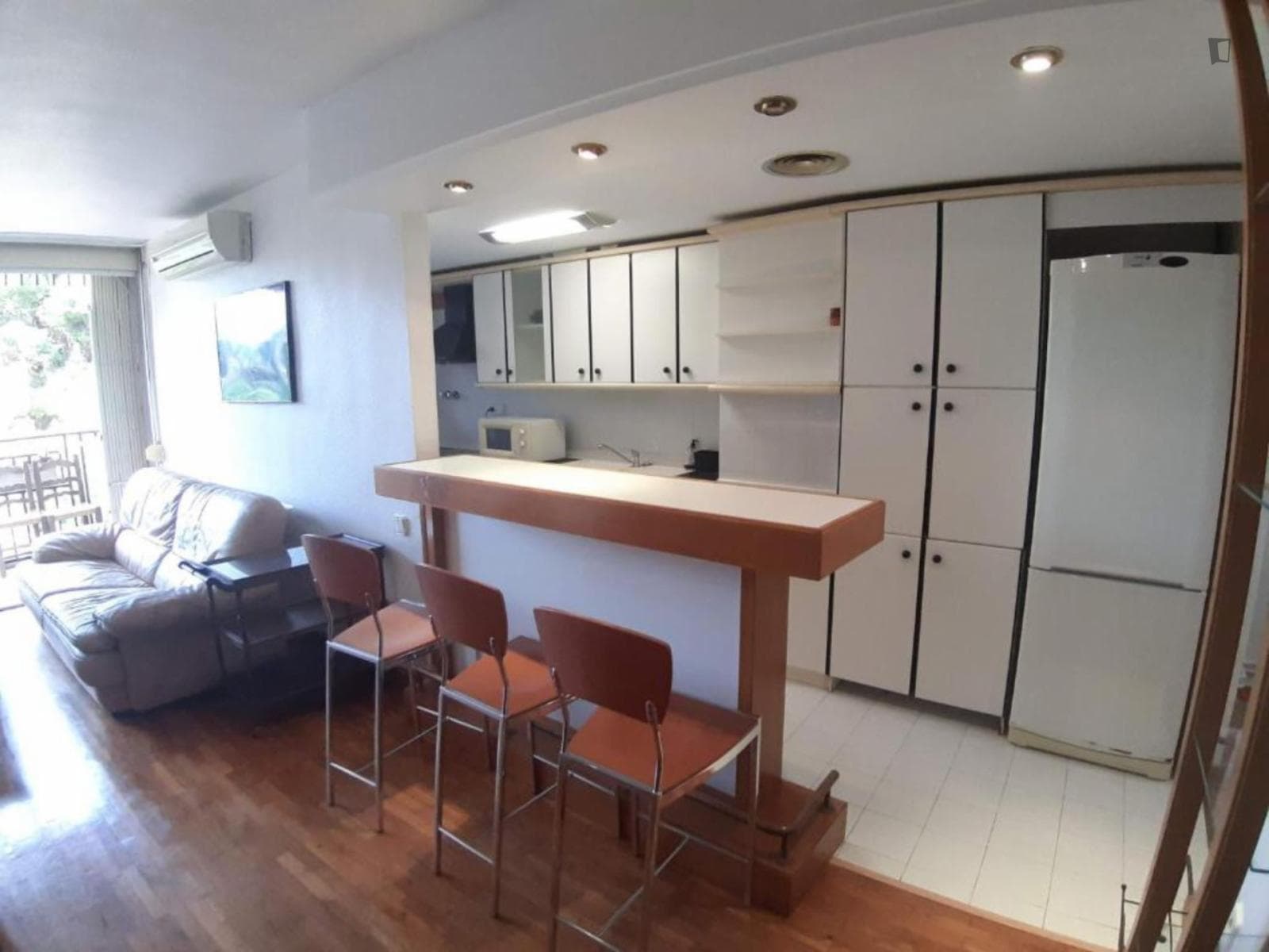 Pleasant single bedroom next to Universidad de Murcia, Campus de la Merced photo 1