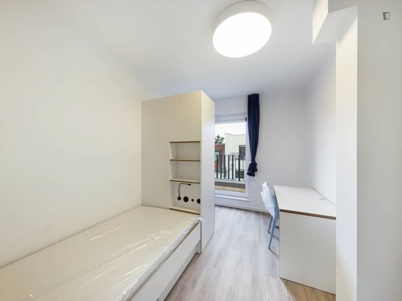 Snug single bedroom near the Campus Wilhelminenhof photo 1