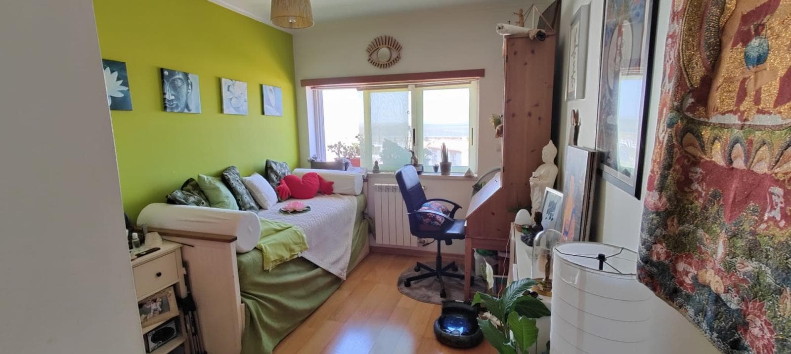 Great single bedroom in a 2-bedroom flat photo 1