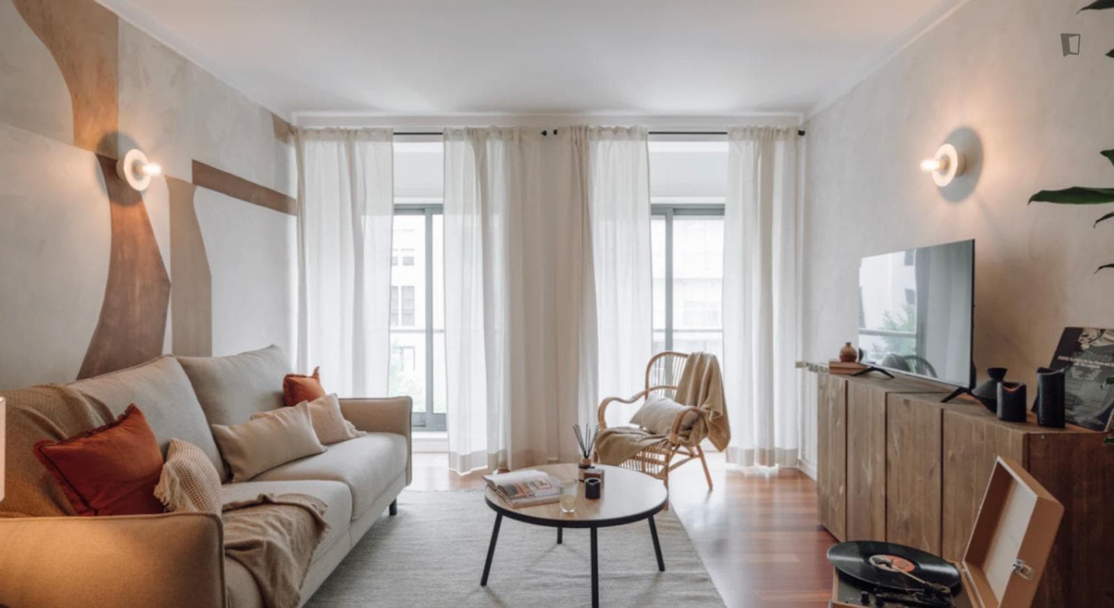 Cool 2-bedroom apartment near Calouste Gulbenkian Museum photo 1