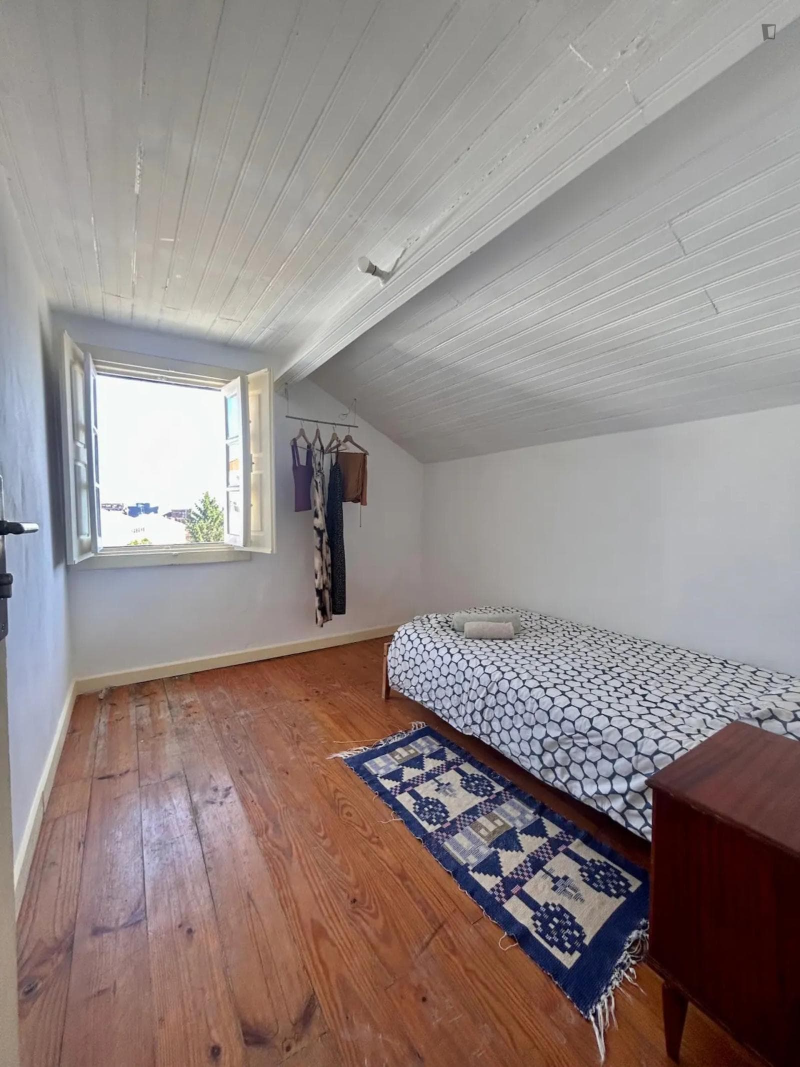 Cosy single bedroom in Porto, near subway and downtown photo 1