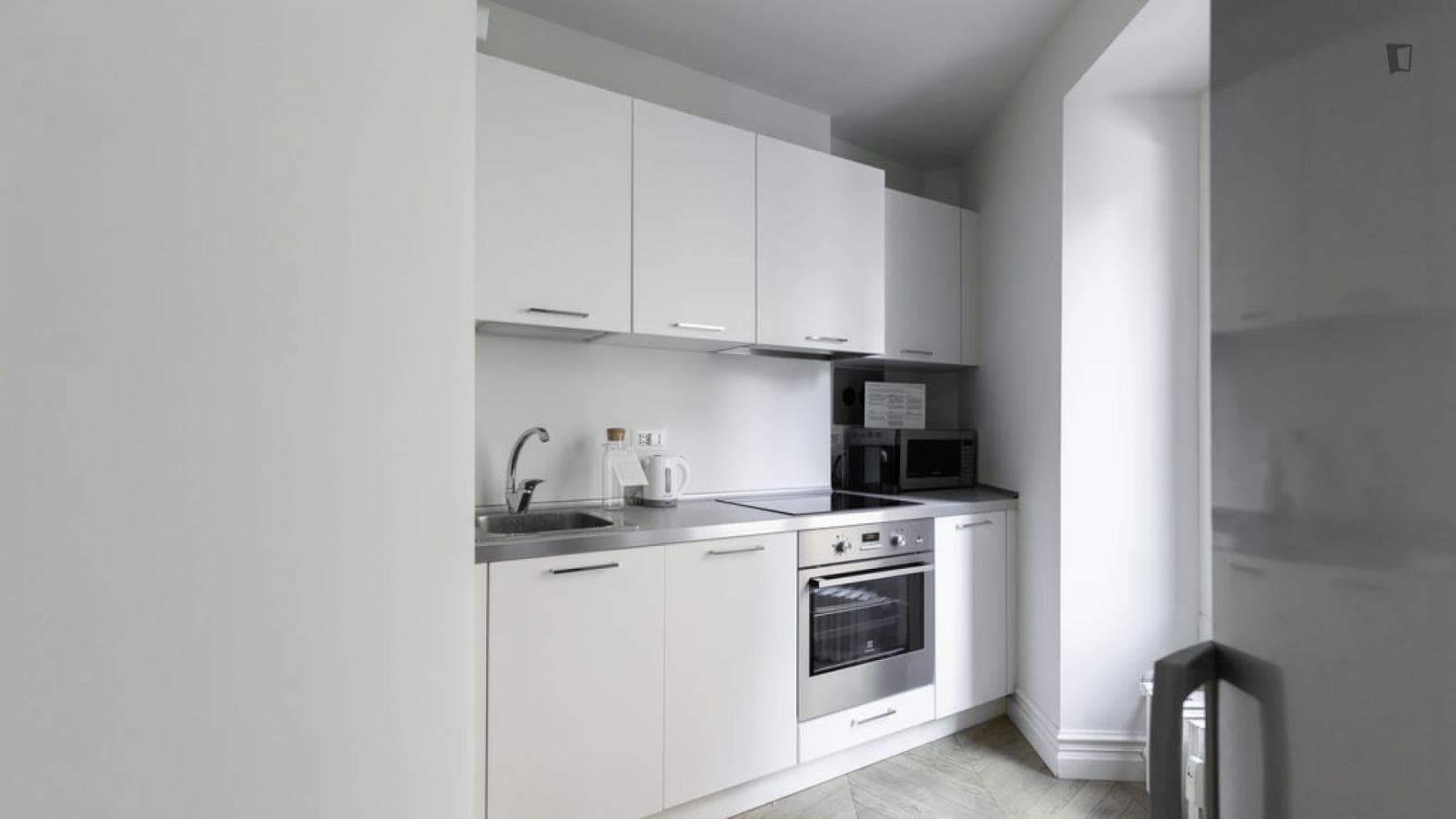 Appealing 2-bedroom flat in Castello Sforzesco photo 1