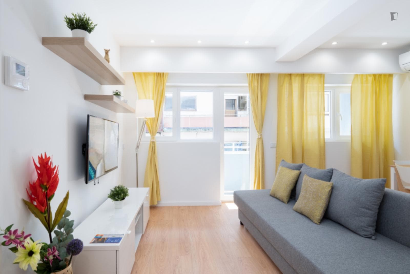Property photo thumbnail