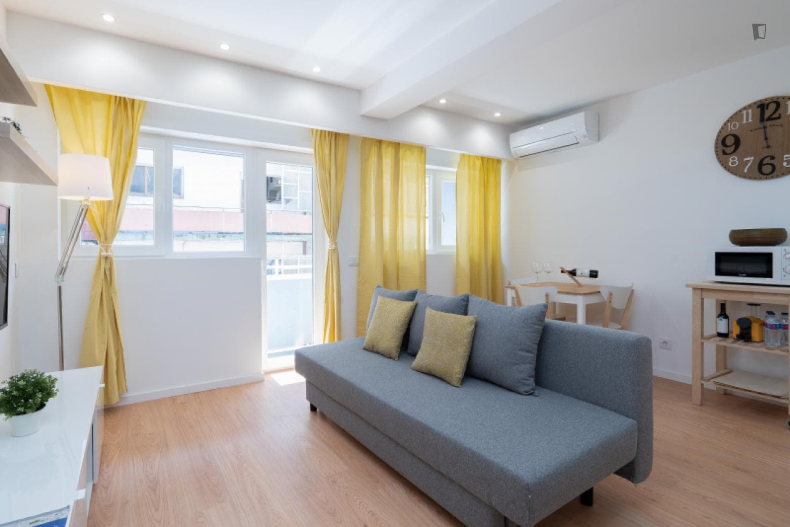 Property photo thumbnail