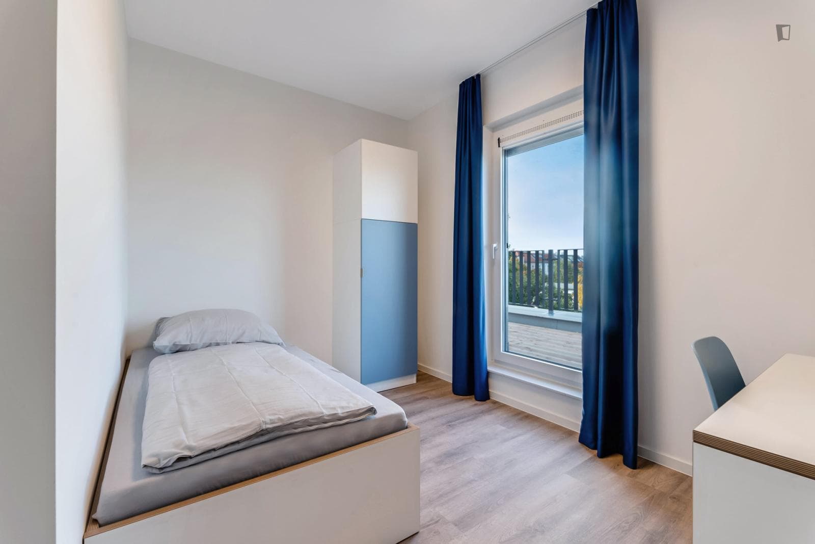 Cosy single bedroom with shared terrace near the Campus Wilhelminenhof photo 1