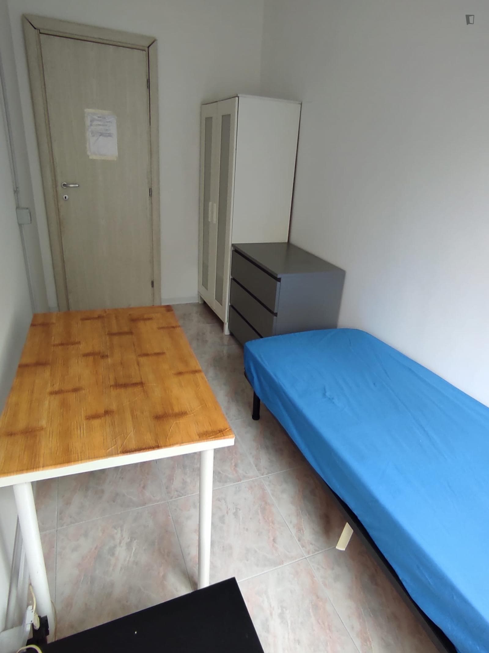 Cosy single bedroom in EUR district photo 1