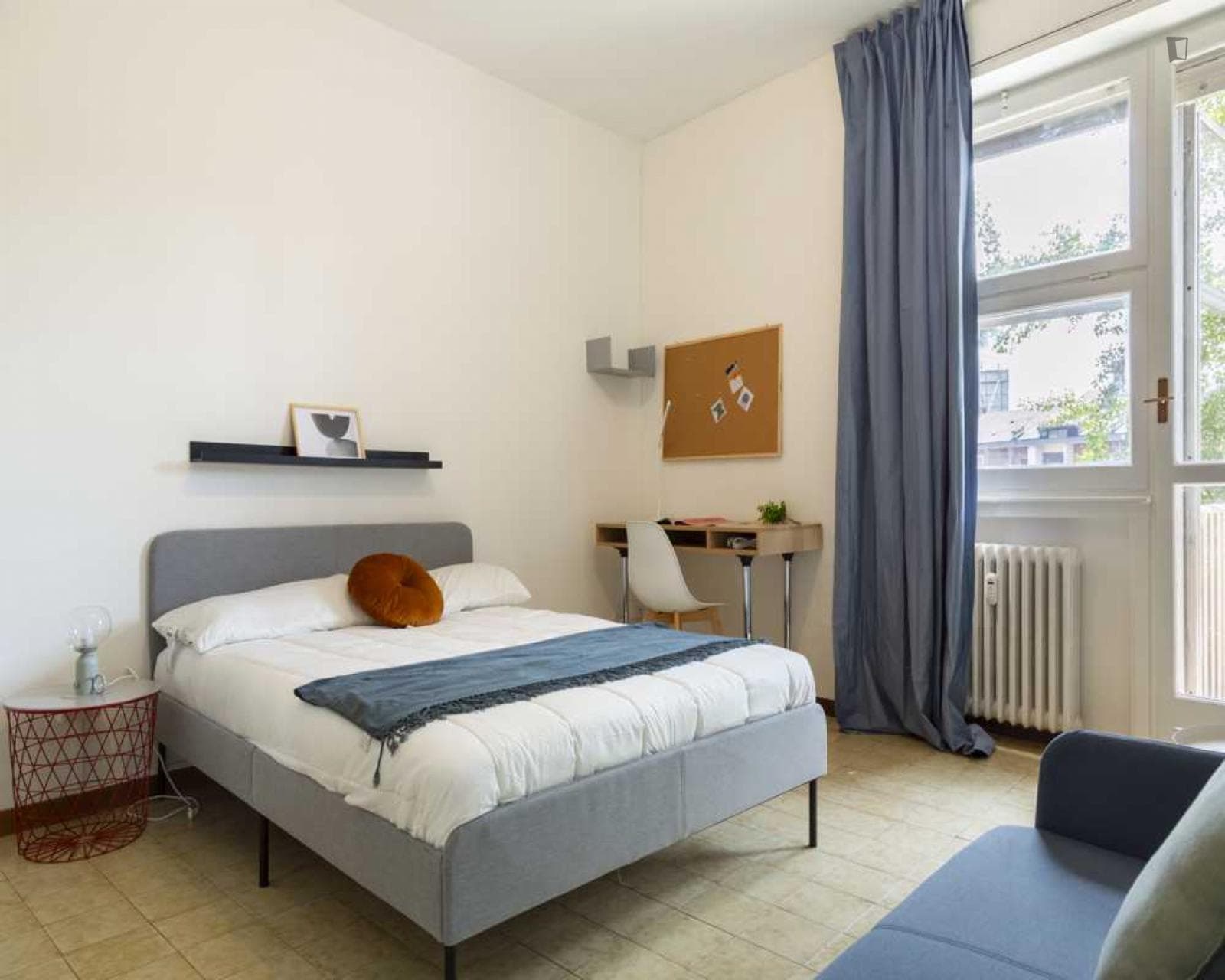 Lovely single bedroom close to Portello metro station photo 1
