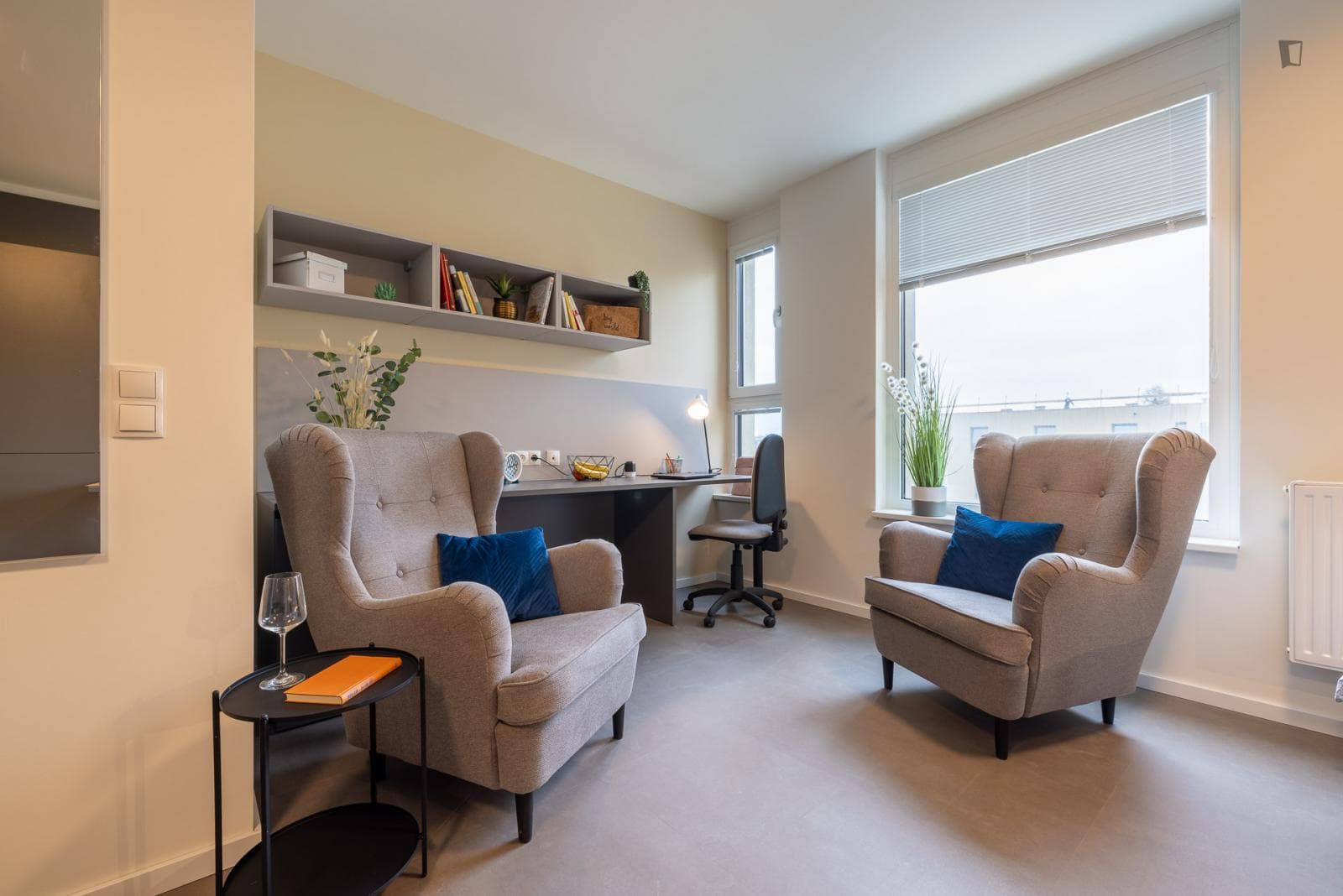Property photo thumbnail