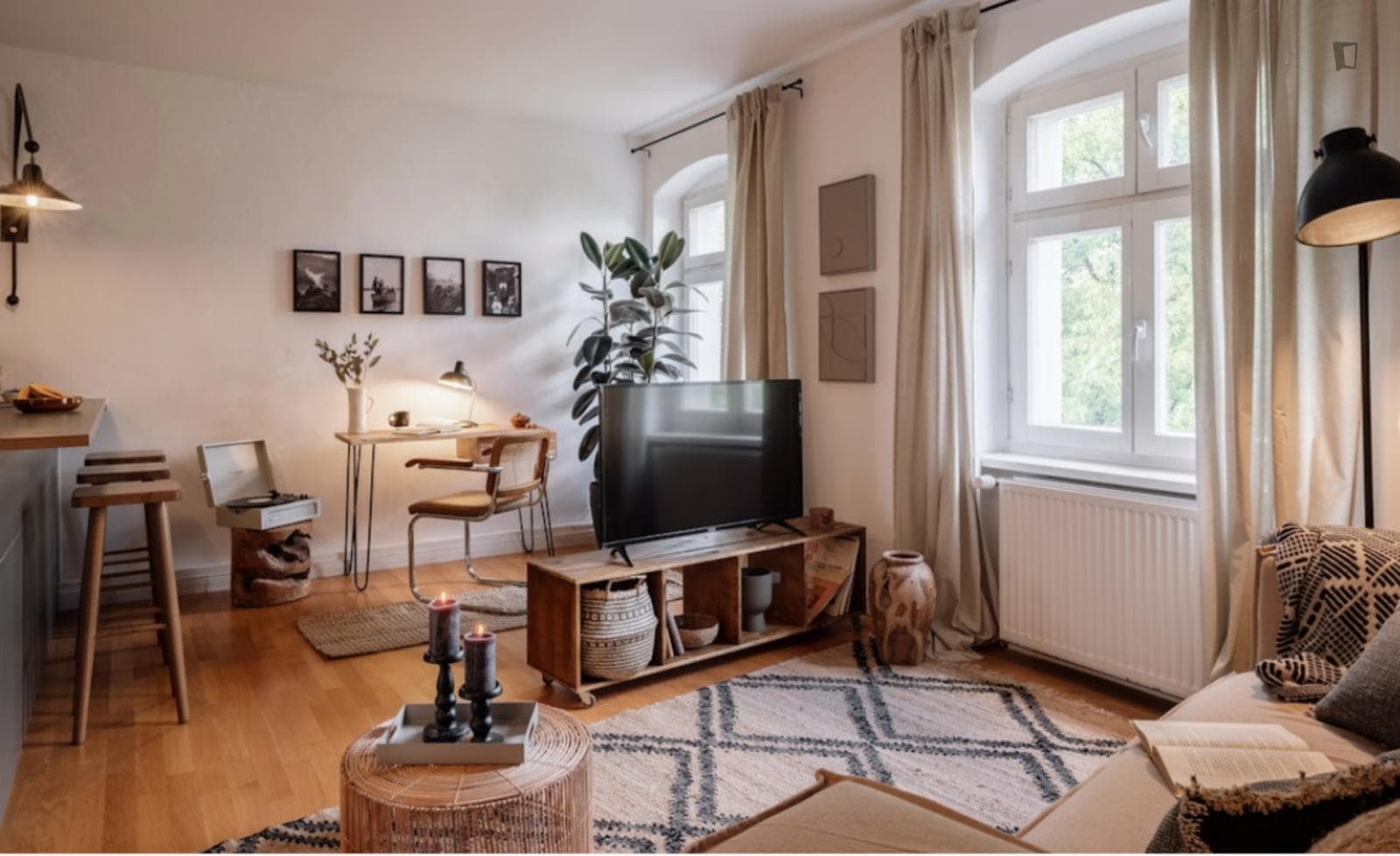 Snug 1-bedroom flat close to Görlitzer Park photo 1