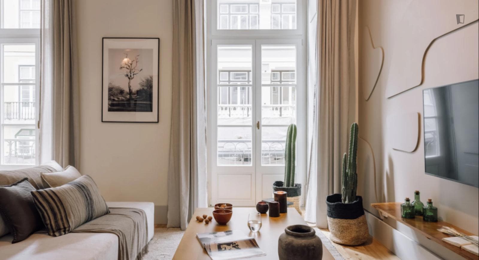 Nice 2-bedroom apartment in Baixa-Chiado neighbourhood photo 1