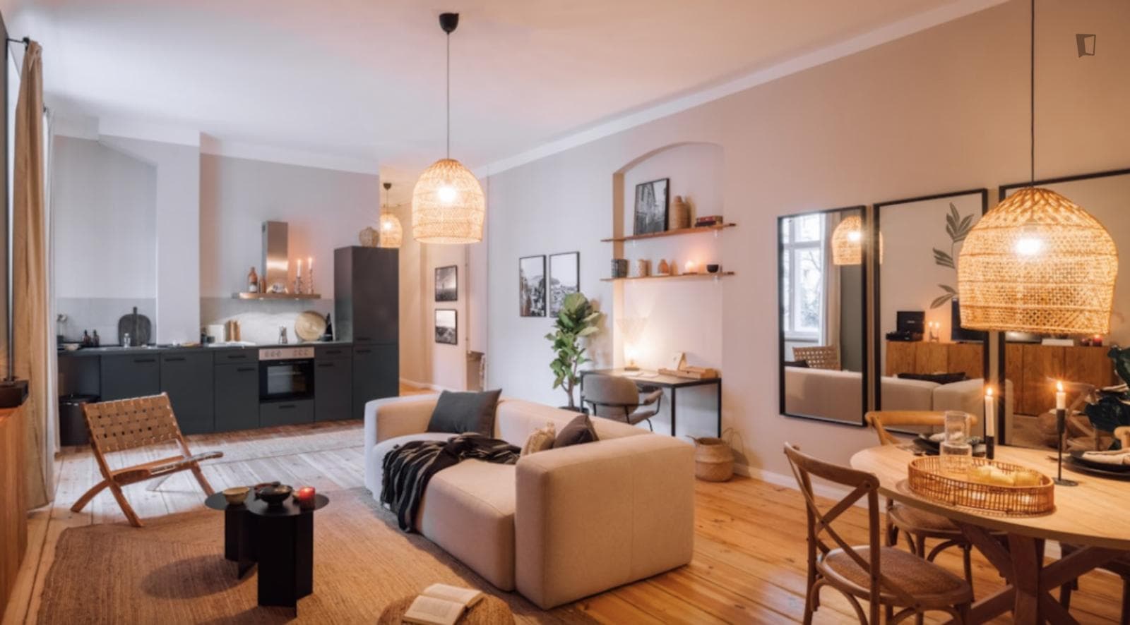 Inviting 1-bedroom apartment in Berlin's Kreuzberg neighbourhood photo 1