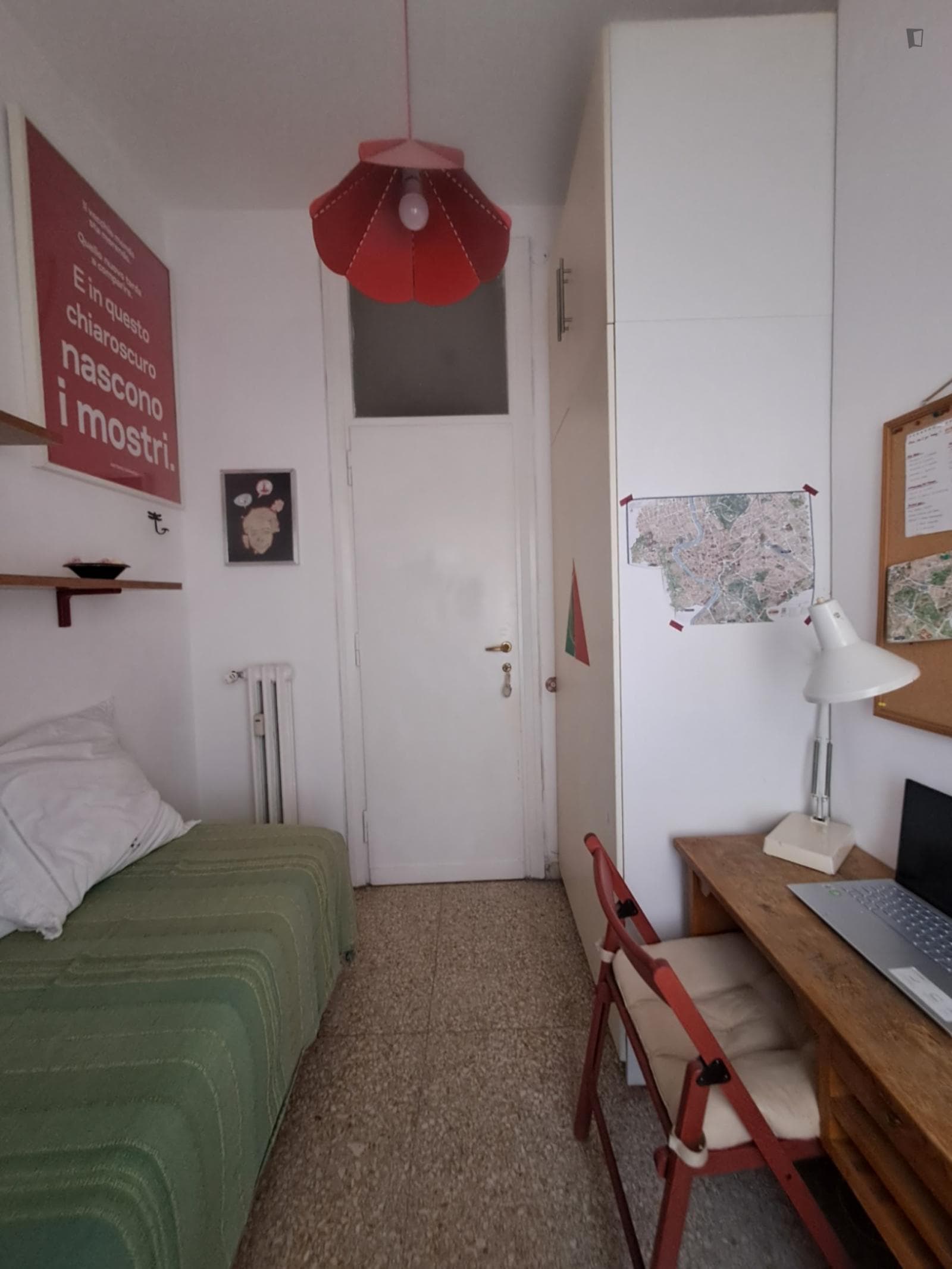 Cosy Single Bedroom photo 1