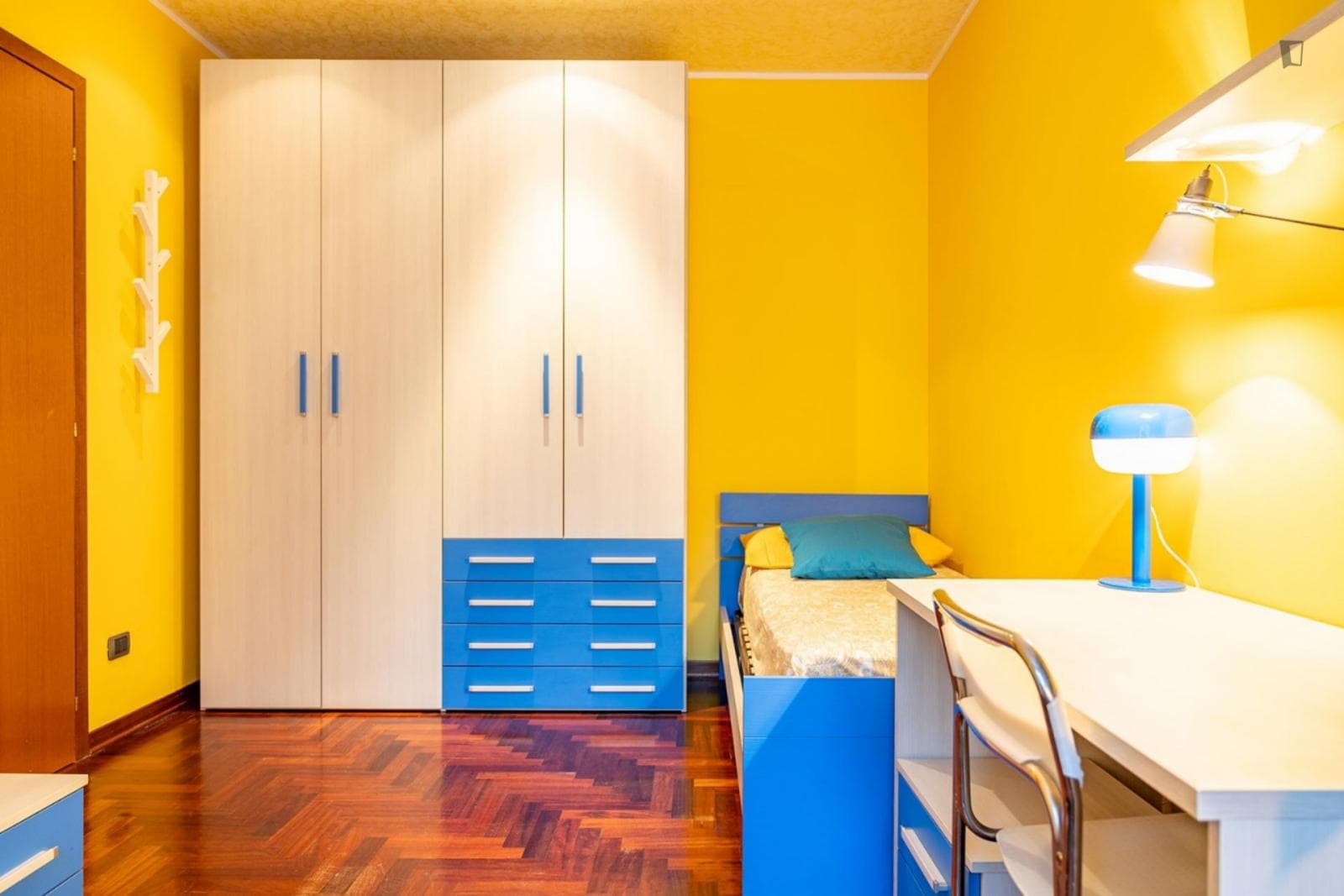 Property photo thumbnail