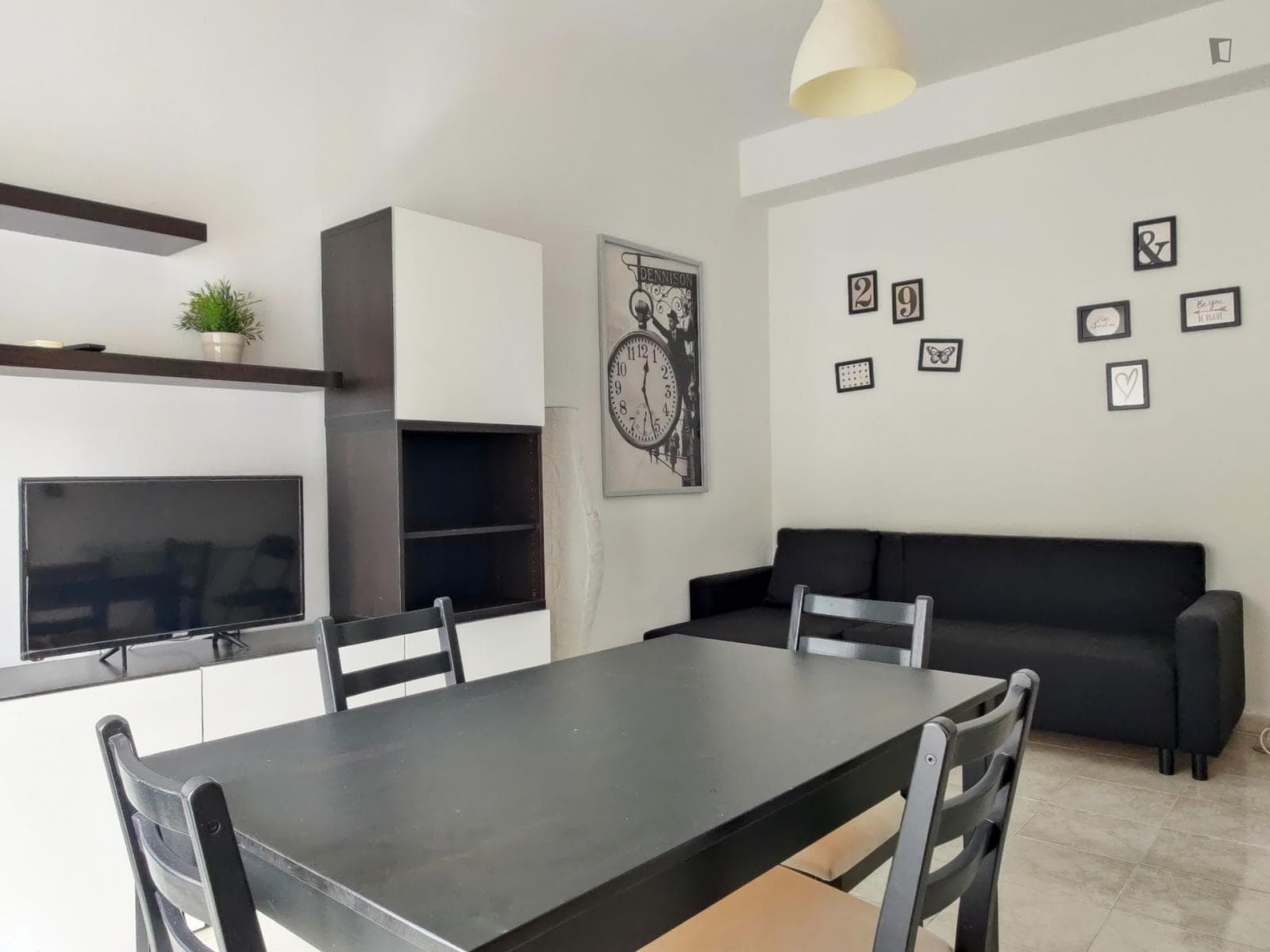 Comfortable 1-bedroom apartment in De Angeli photo 1