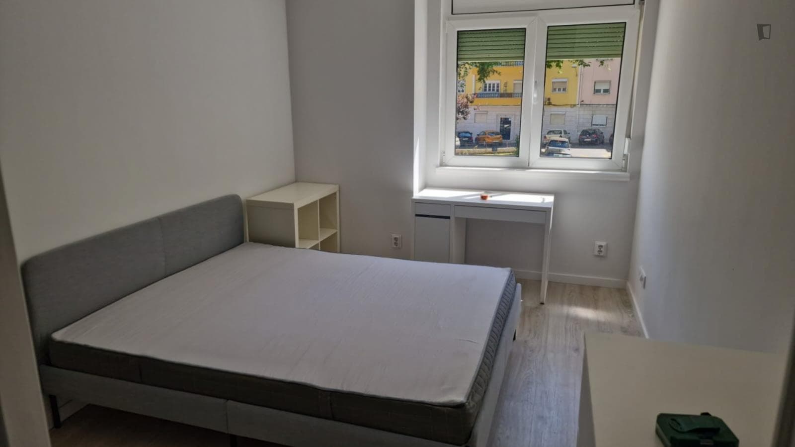 Great 2-bedroom flat close to Olaias metro station photo 1