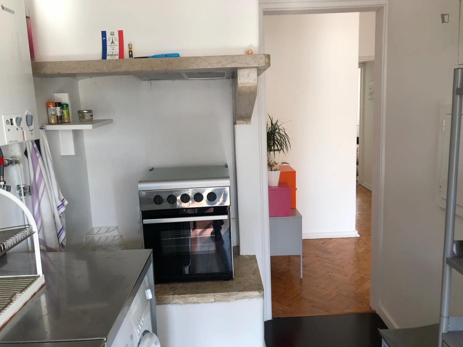 Charming 2-bedroom flat in Arroios neighbourhood photo 1
