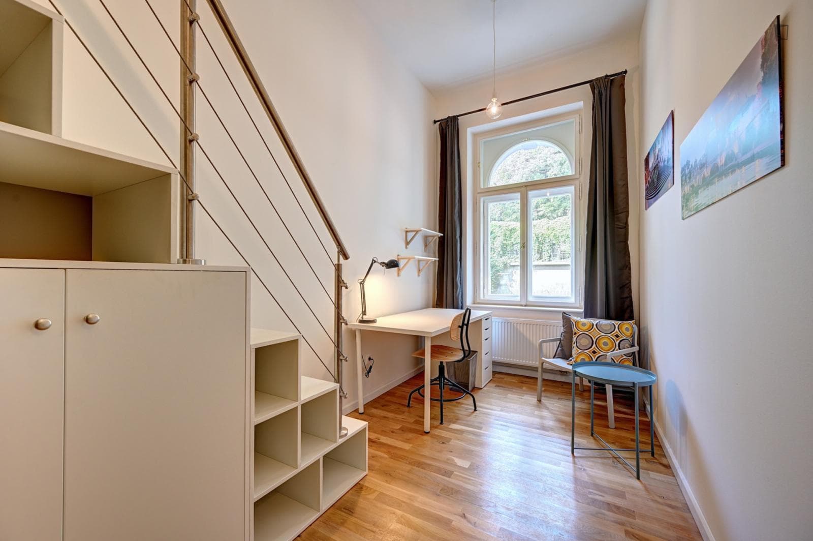 Very cool double bedroom close to Smíchov Lock photo 1