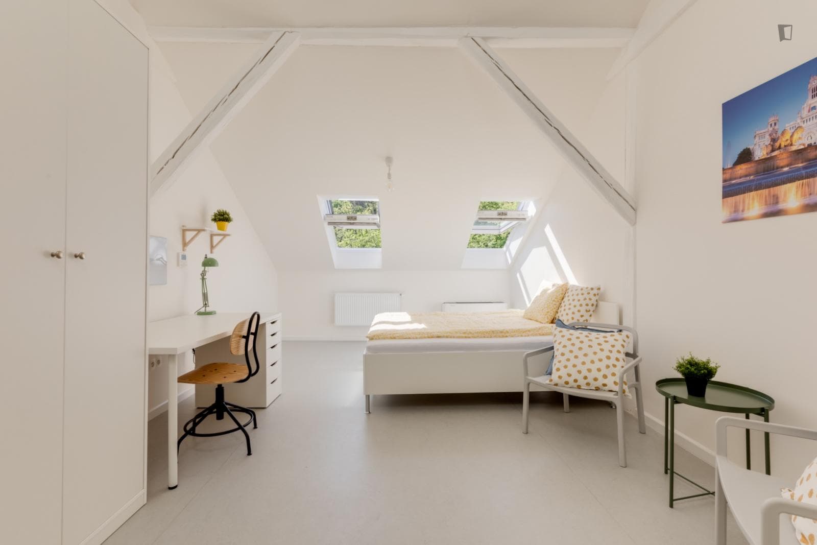 Charming single bedroom not far from Újezd funicular photo 1