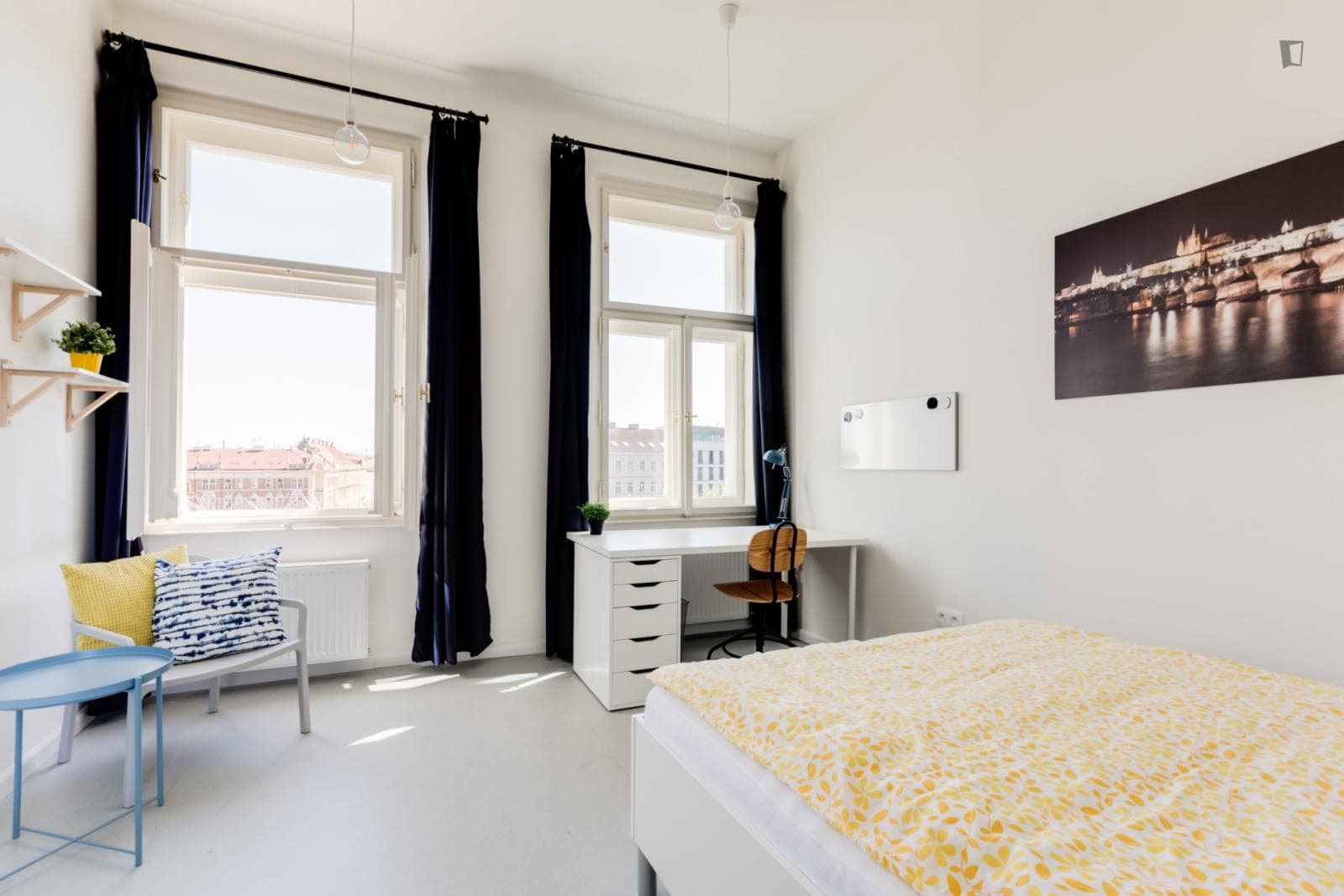 Pleasant double bedroom close to Dětský Ostrov photo 1