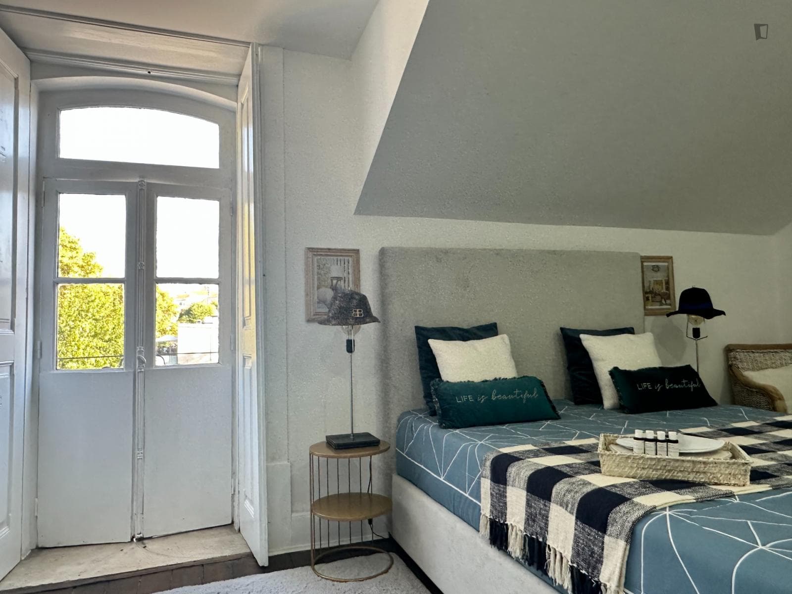 Property photo thumbnail
