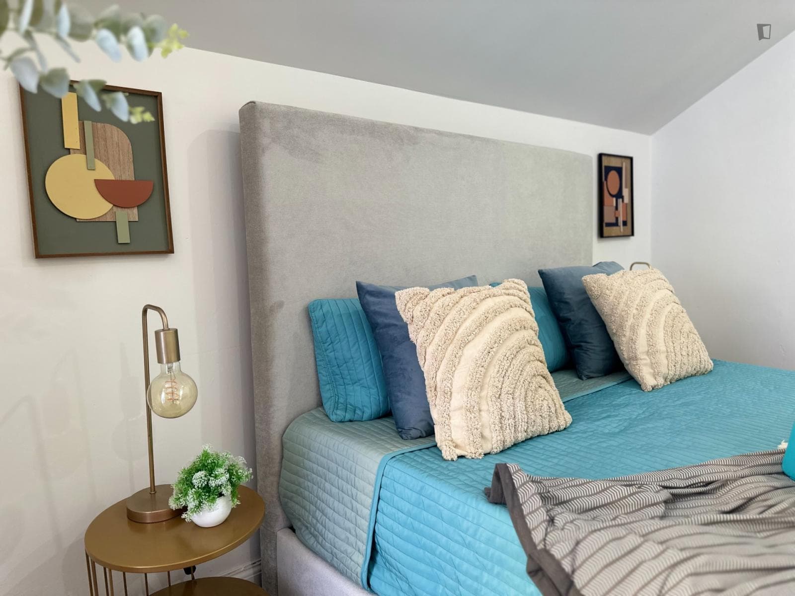 Serene double bedroom close to Sé de Coimbra photo 1