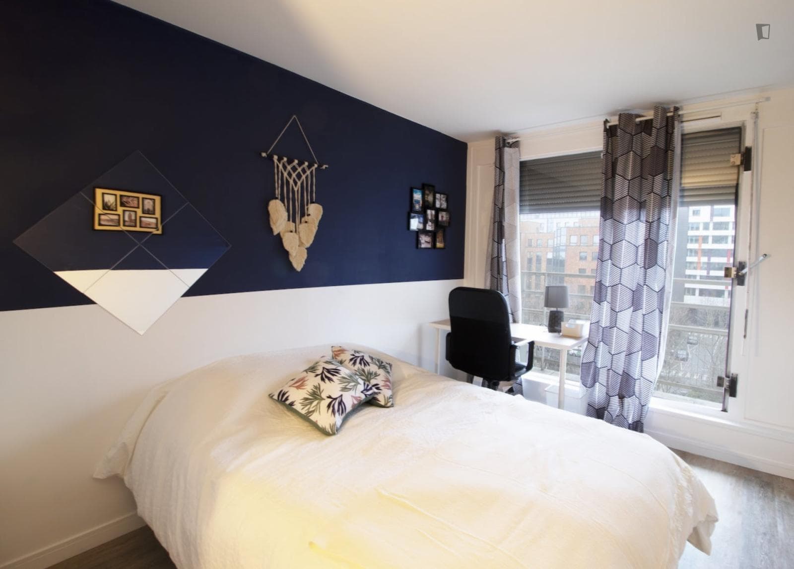 Nice and bright room - 15m² - NTR11 photo 1