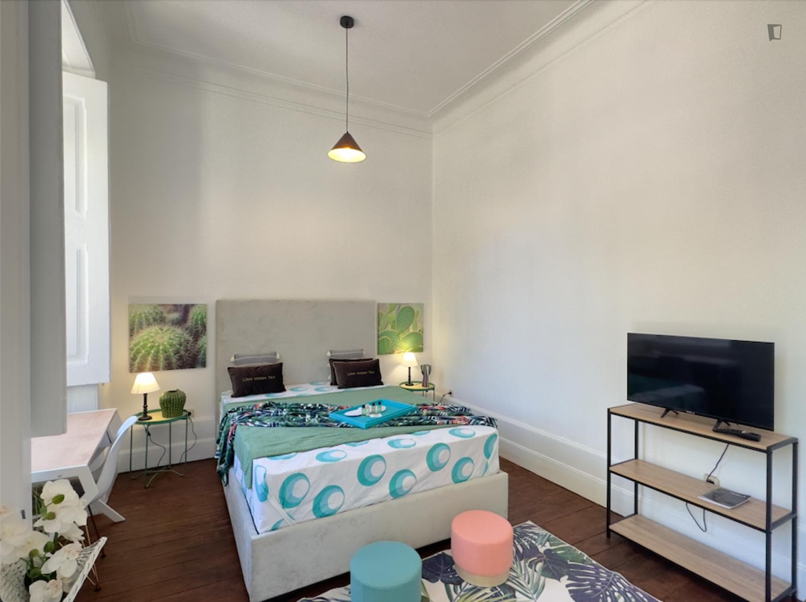 Spacious double bedroom in Coimbra city center photo 1