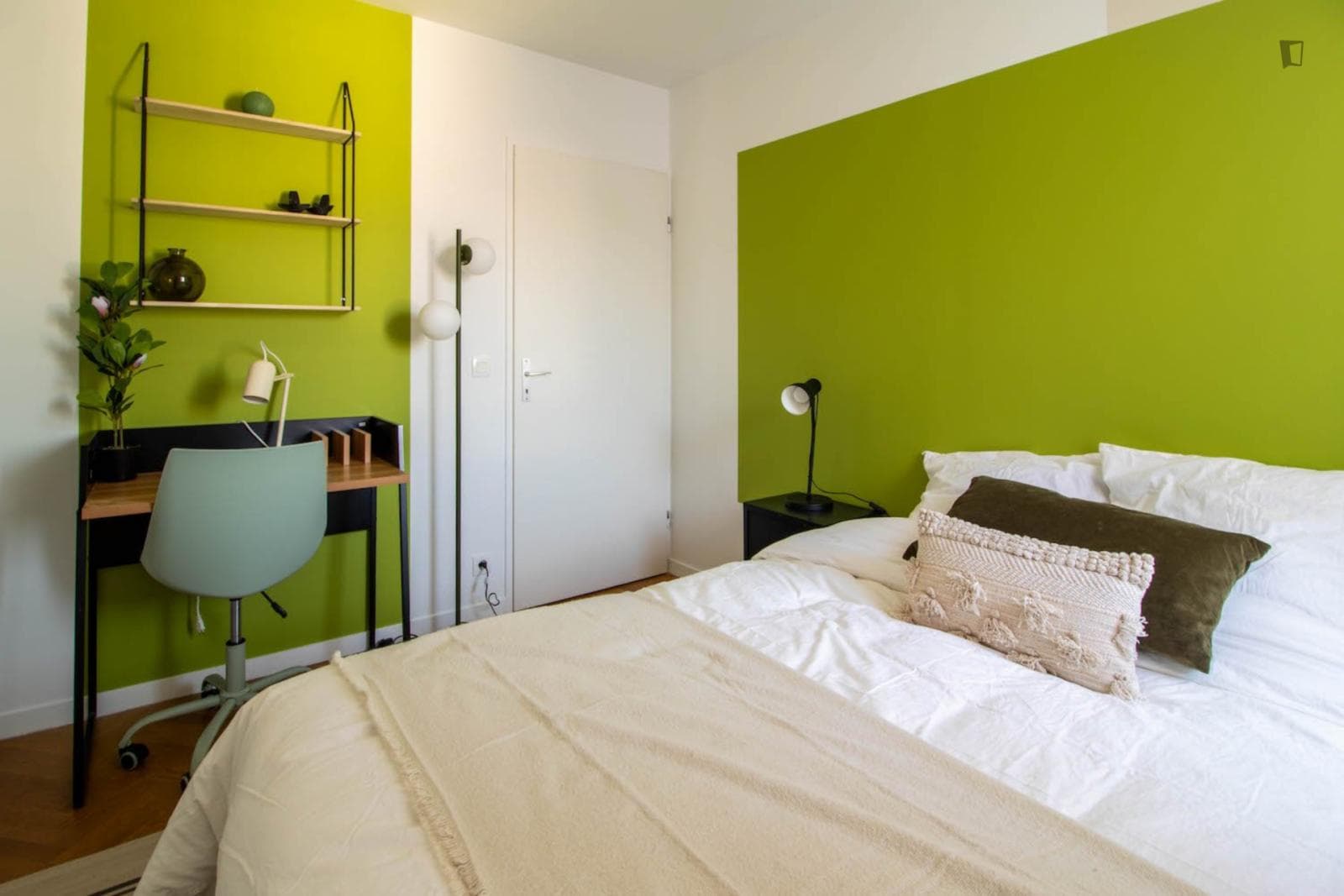 Cosy 10m² bedroom to rent in Saint Denis - SDN19 photo 1