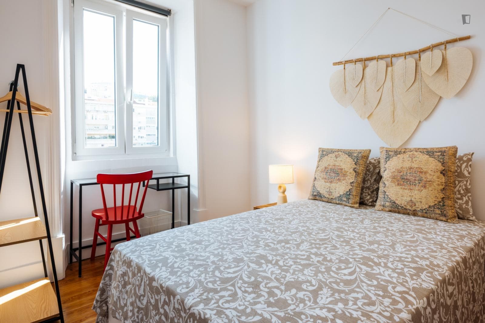 Very nice double ensuite bedroom in Arroios photo 1