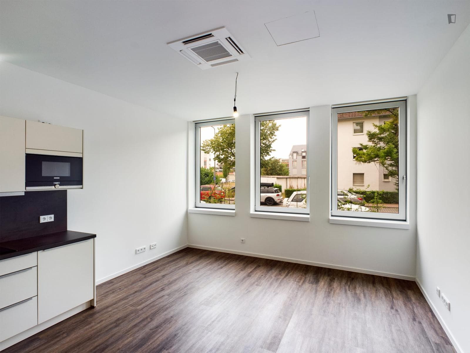 Unfurnished studio in Innenstadt II photo 1