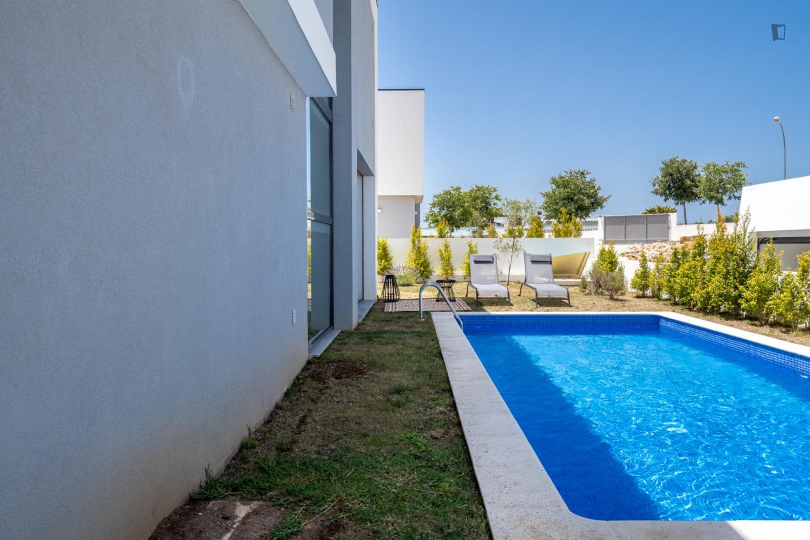 Inviting 2-bedroom house in Sintra photo 1