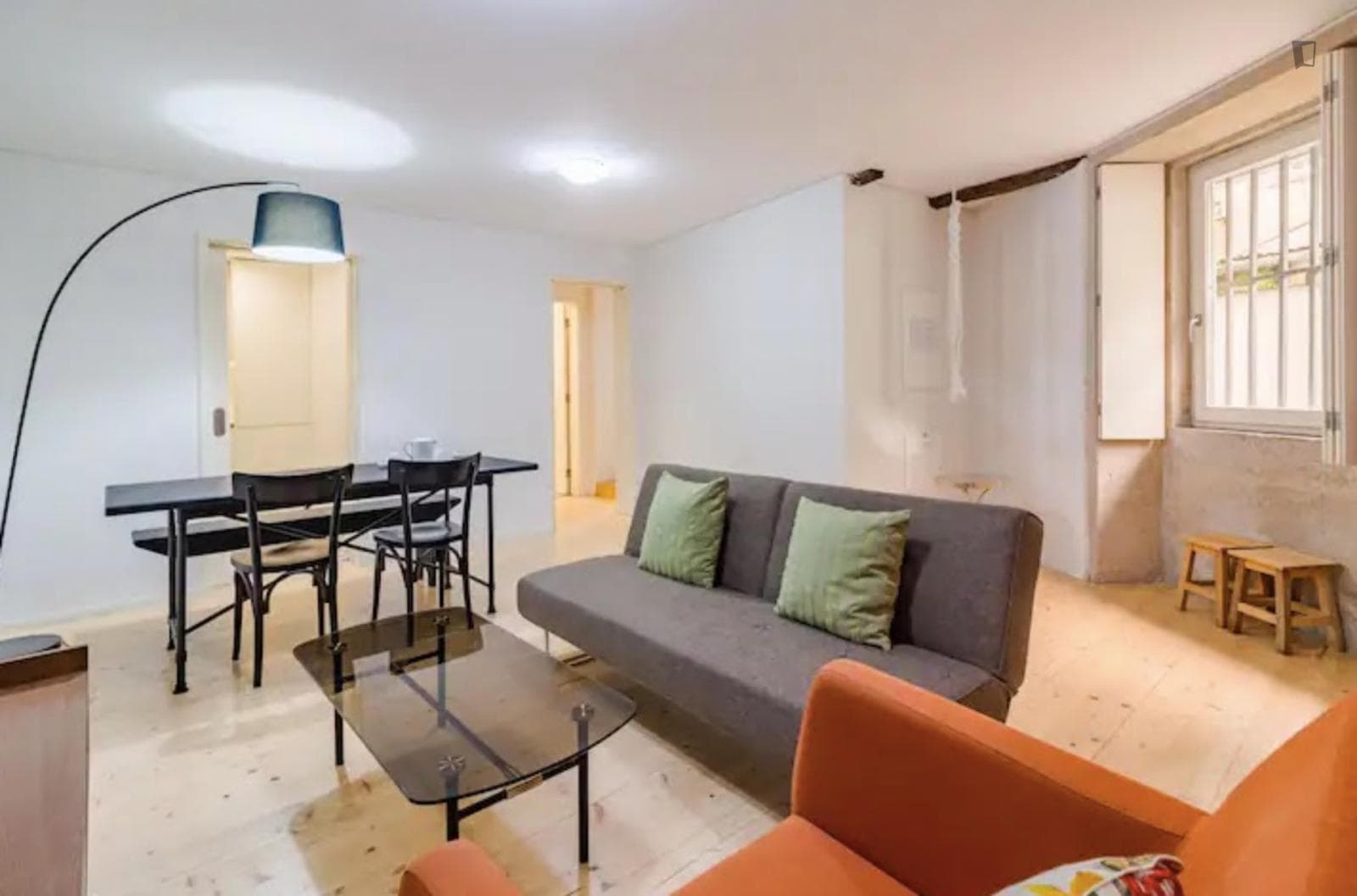 Elegant 1-bedroom apartment near Parque das Virtudes photo 1