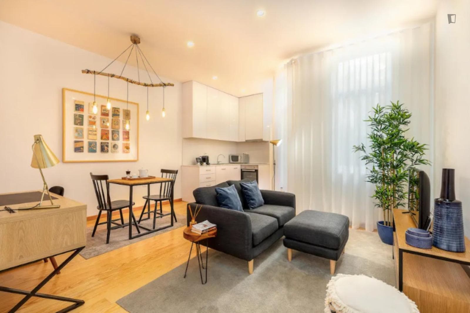 Welcoming 1-bedroom apartment not far from Mercado do Bolhão photo 1