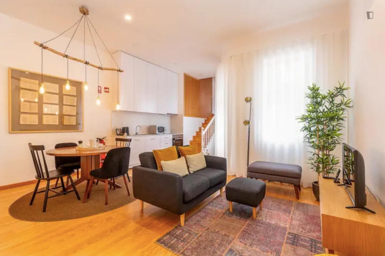 Homely 2-bedroom apartment in proximity to Bolhão metro station photo 1
