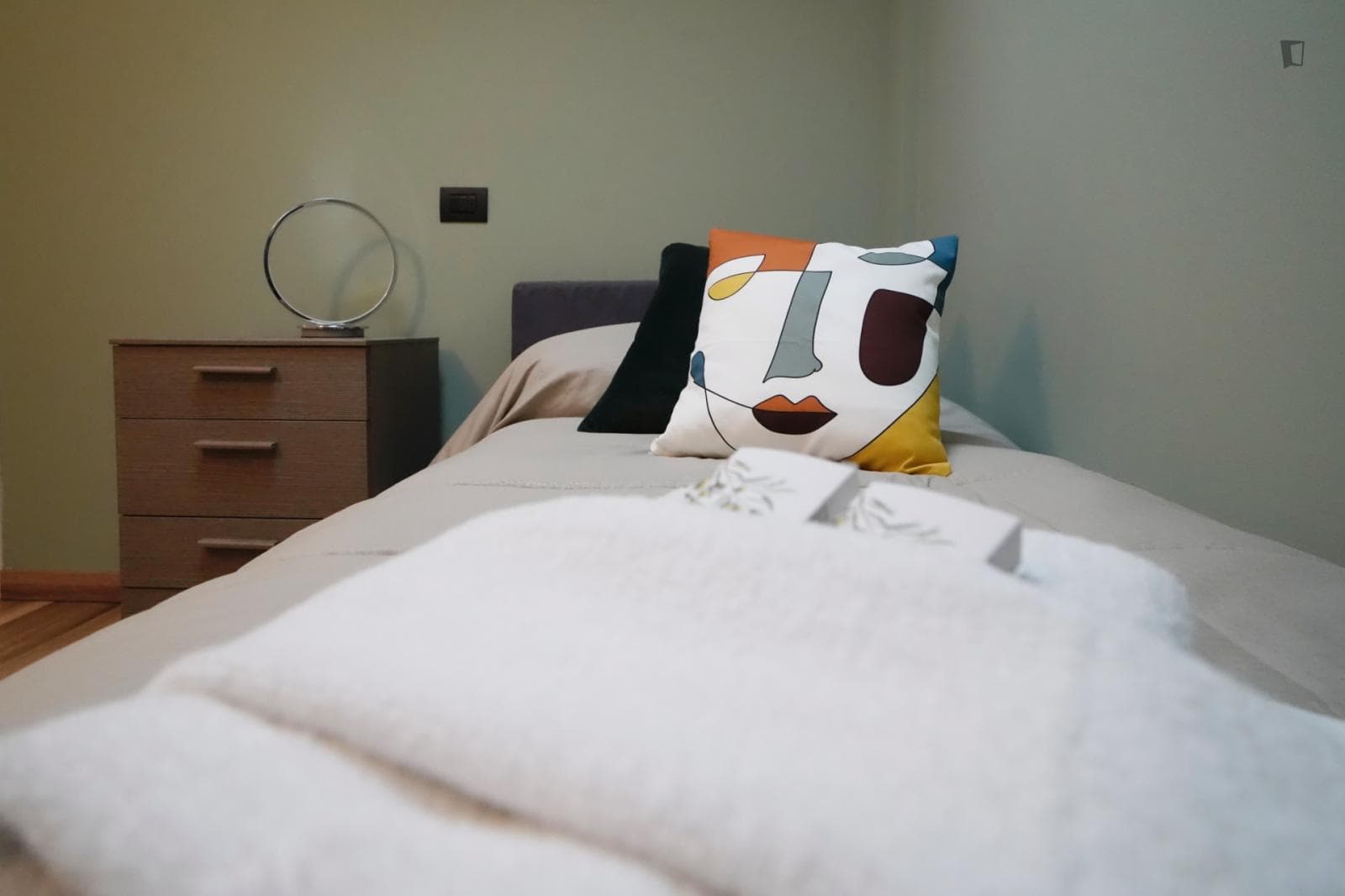 Delightful 2-bedroom apartment near the Bovisa Durando campus of Politecnico di Milano photo 1