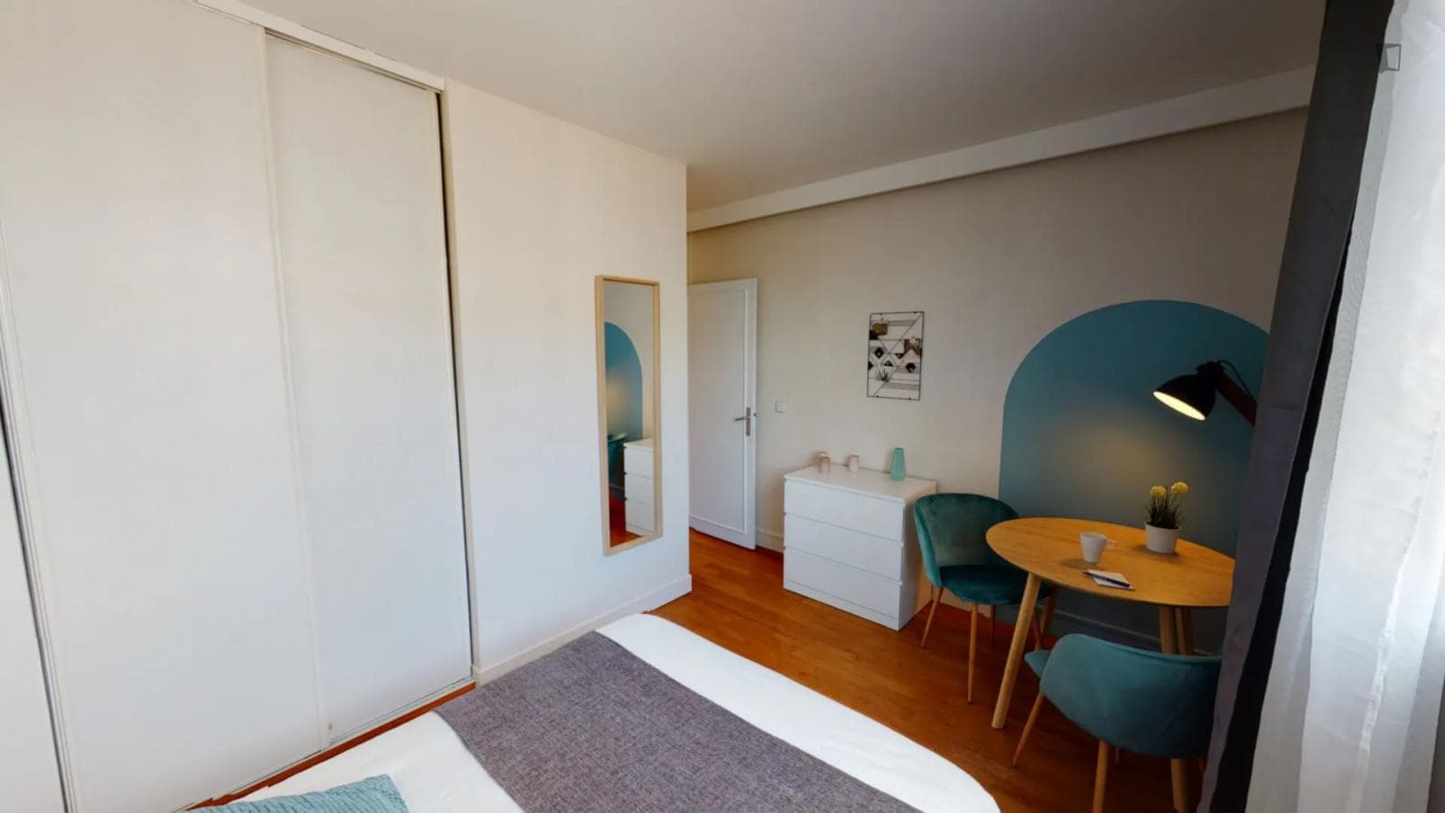 Property photo thumbnail
